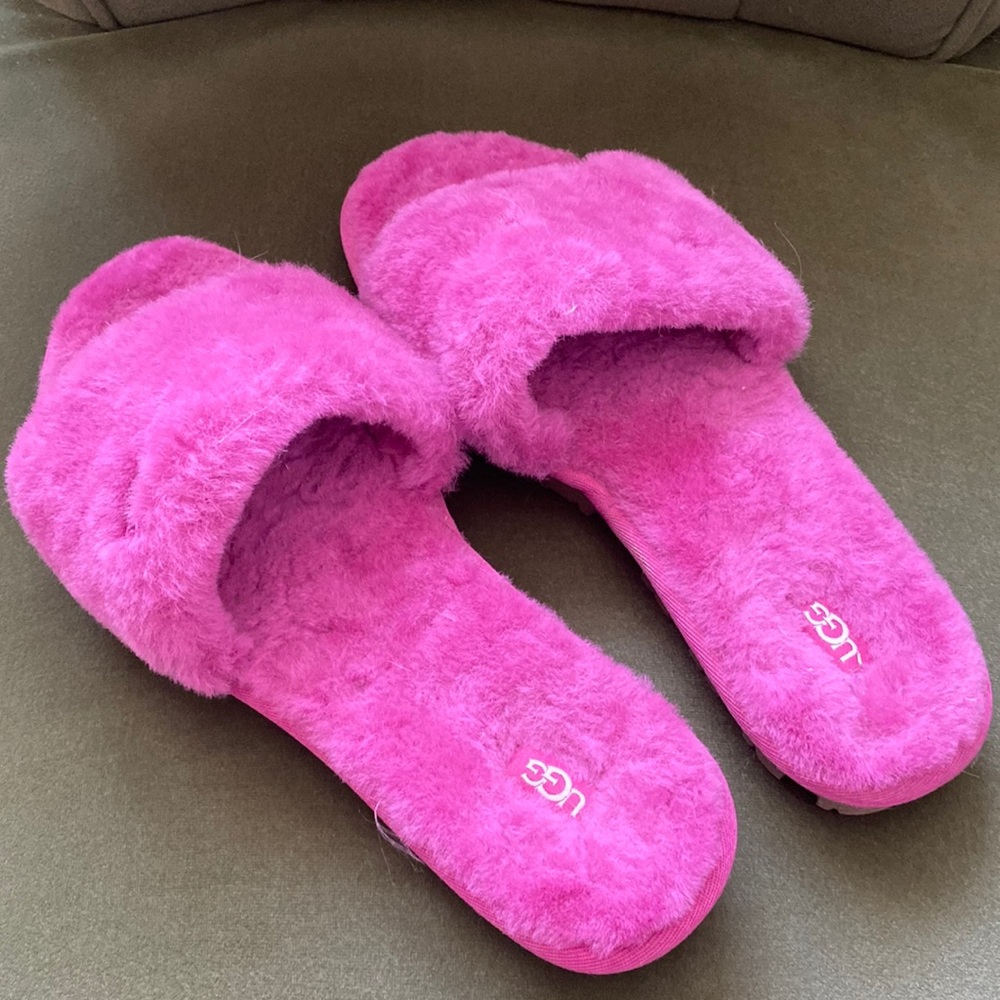 UGG Pink Slippers Size 9